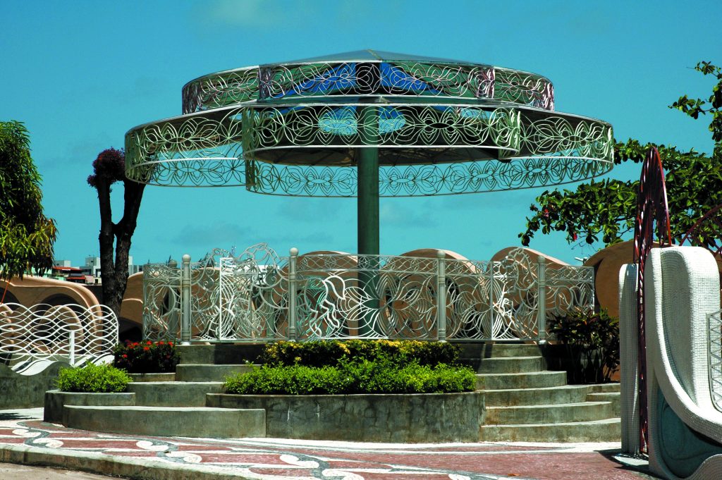 Praça do Coreto - Hospital Aliança da Bahia - 2001